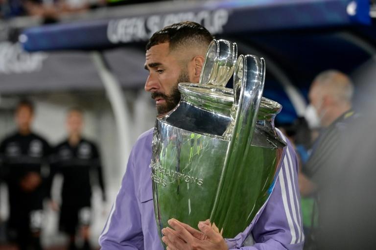 Madrid squad list for Celtic clash: Benzema back