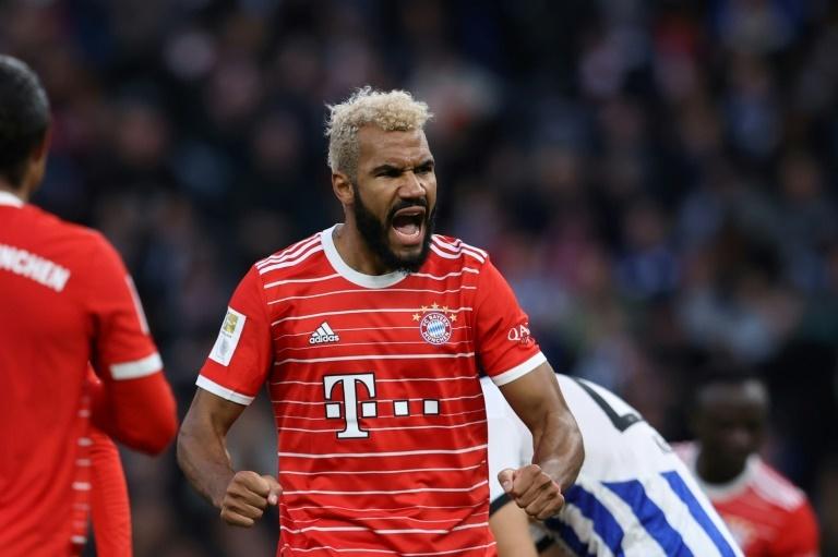 Choupo-Moting brace sends Bayern top of Bundesliga