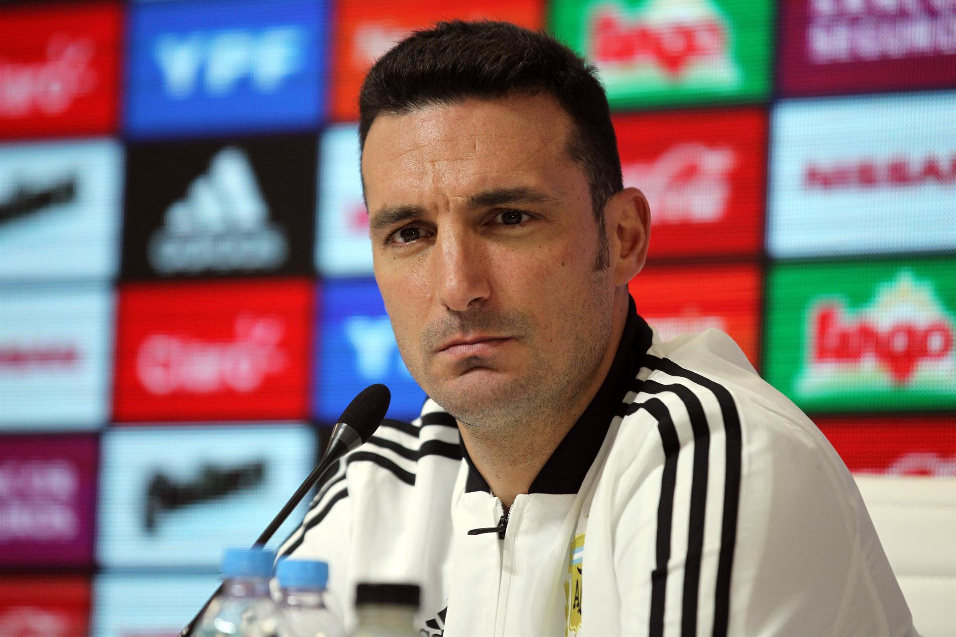 Scaloni: "I hope it's not Messi's last World Cup"