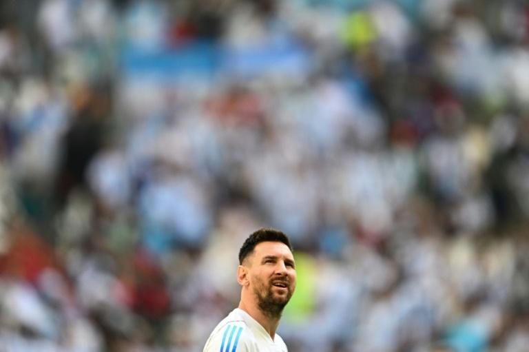 Messi on brink as Argentina desperate to salvage WC