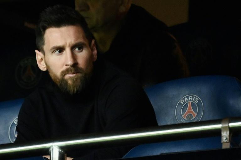 PSG to offer Messi new contract