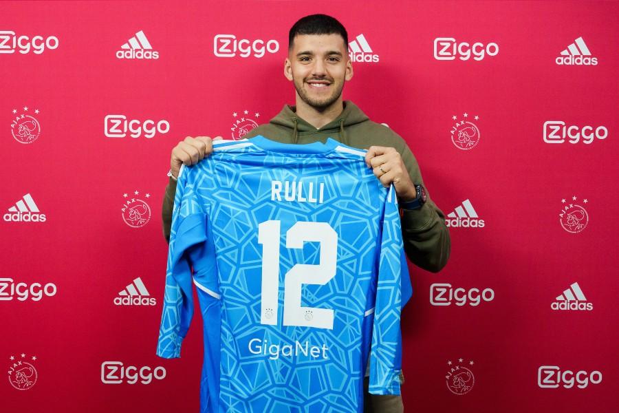 Geronimo Rulli joins Ajax until 2026