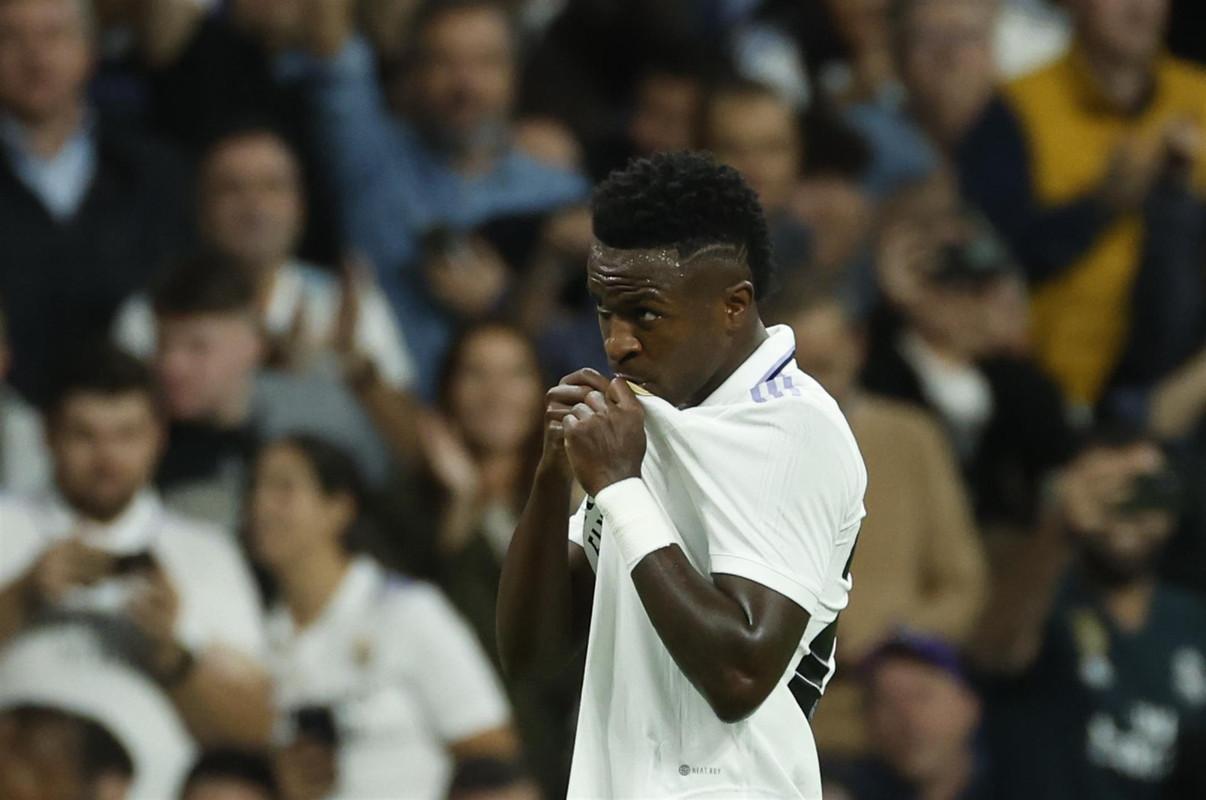 "We must protect Vinicius, football needs someone like him"