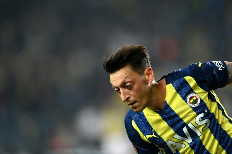 Mesut Ozil could retire at 34