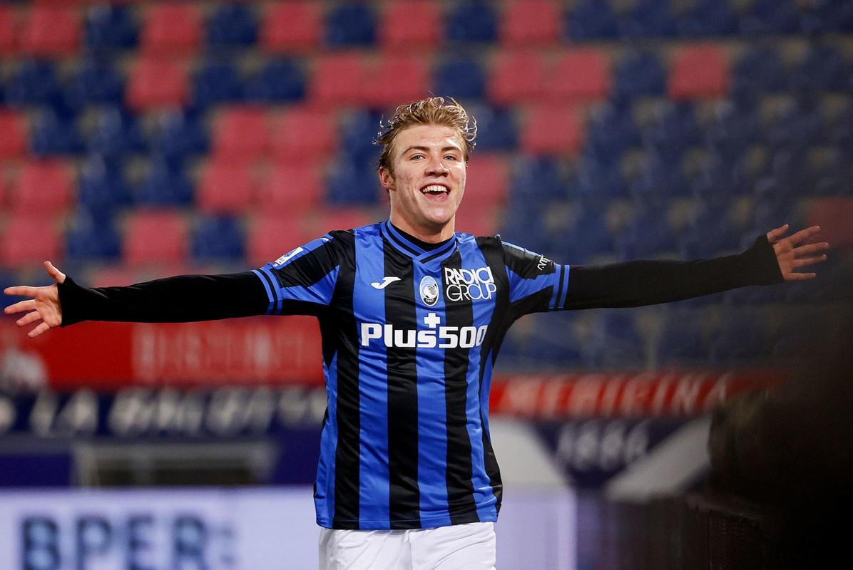 Atalanta put 60 million euro price tag on 'new Haaland'