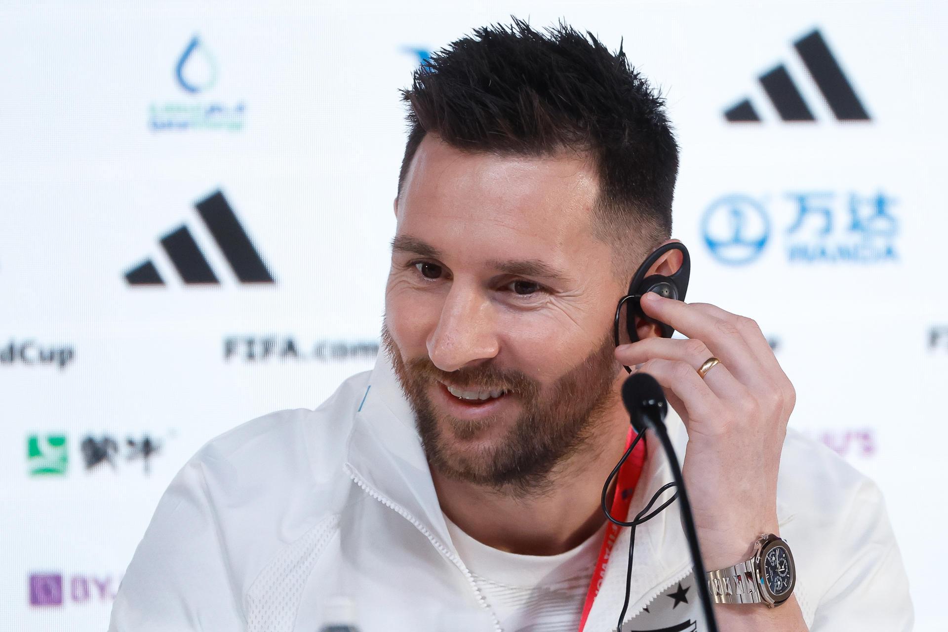 Messi to Miami "would be greatest sports signing in USA history"