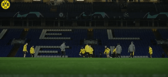 VIDEO: Dortmund stars get ready for Chelsea clash