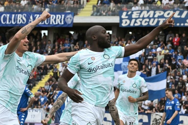 Lukaku brace fires Inter to easy win at Empoli