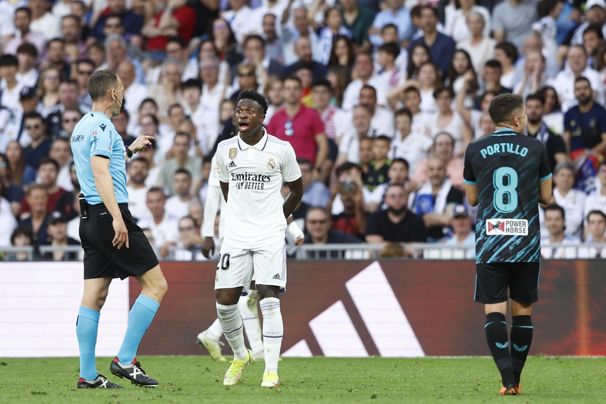 Vinicius sees yellow and will rest for the Copa del Rey final