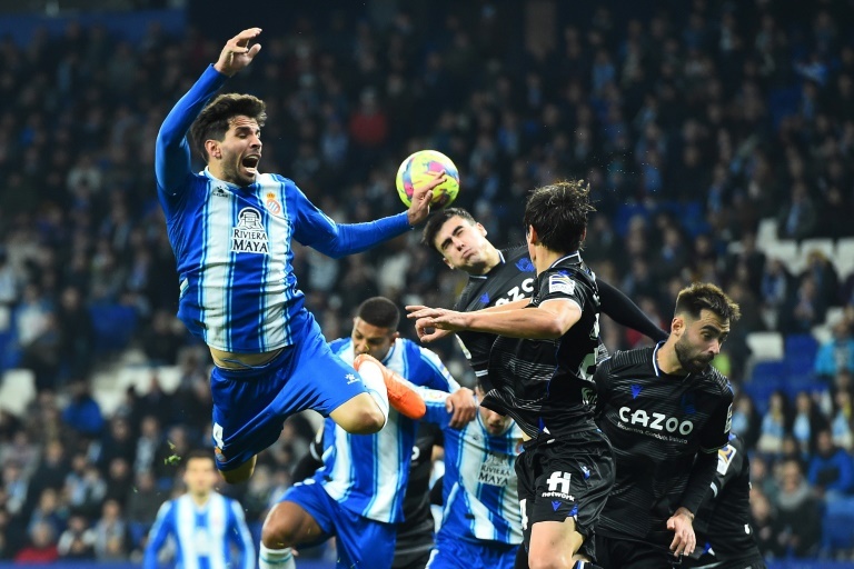 Desperate Espanyol aiming to delay rivals Barca's La Liga title