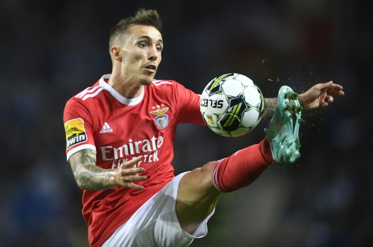 Grimaldo to join Leverkusen as a free agent despite Barca interest