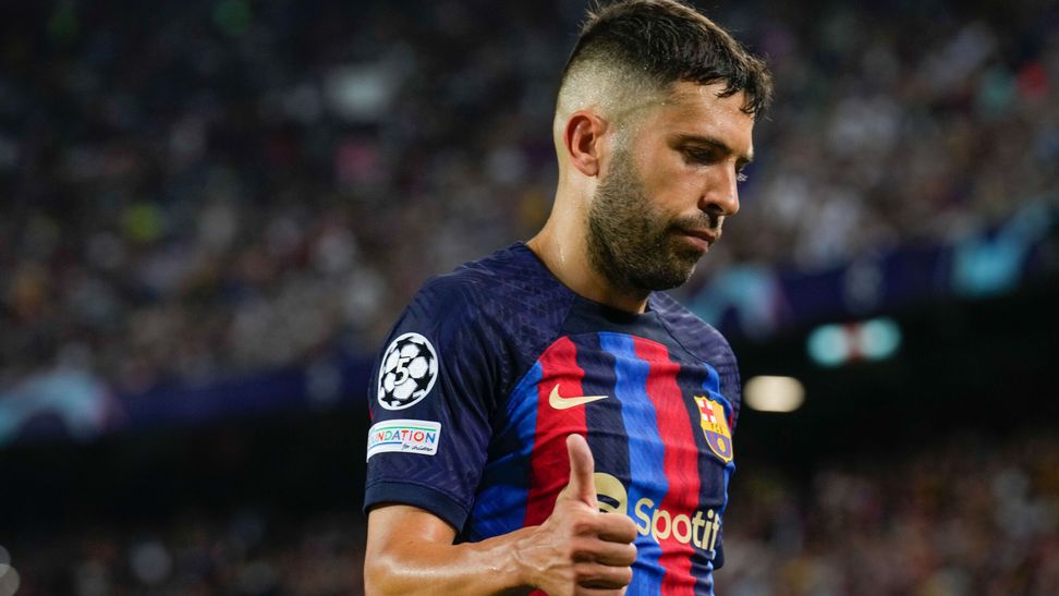 Jordi Alba denies Barca asked him to take a 60% pay cut