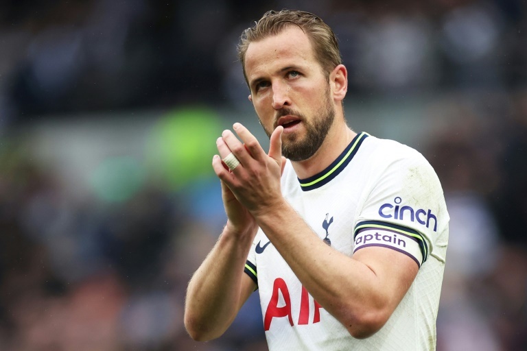 Kane reckoned to replace Benzema at Madrid