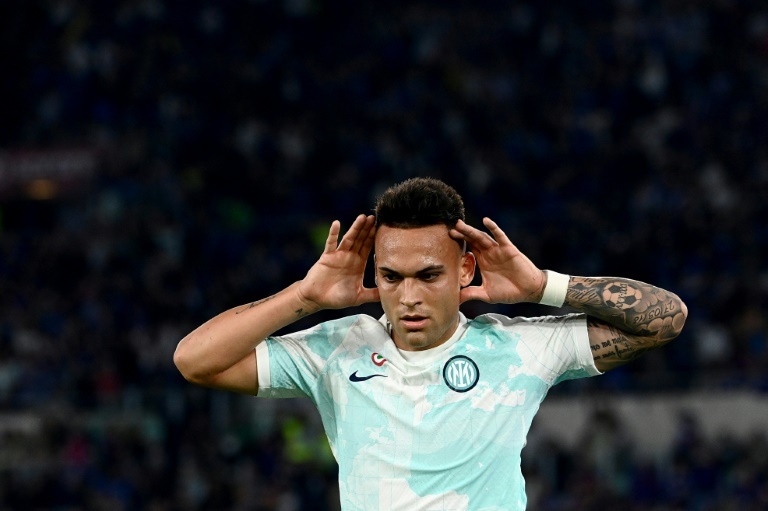 Martinez scores double to secure Italian Cup for Inter