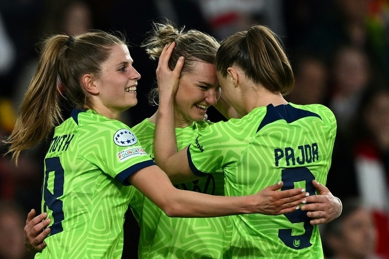 Popp calls on underdogs Wolfsburg to channel spirit of 2013 in UCL