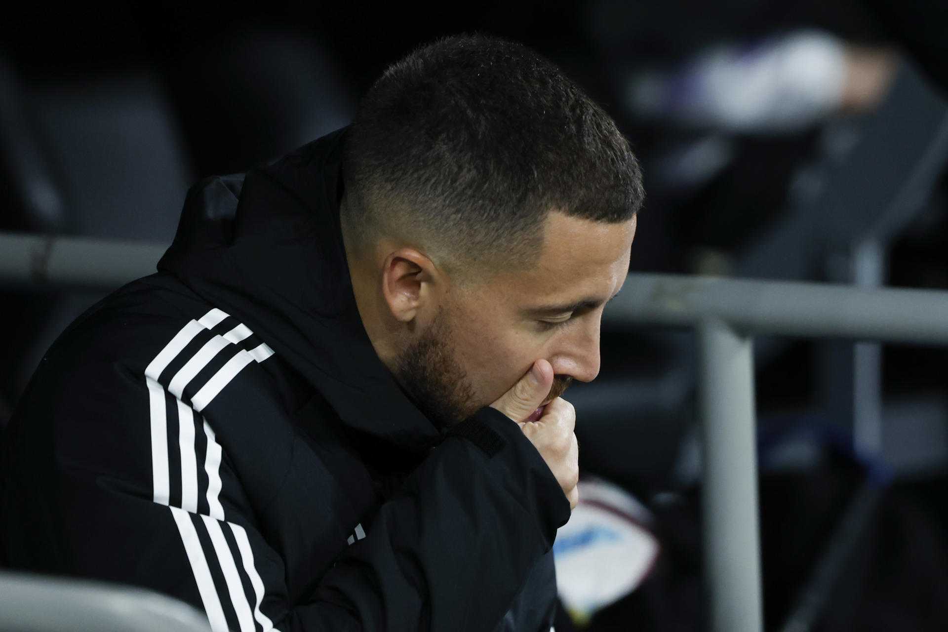 Madrid want Hazard out and are considering terminating his contract