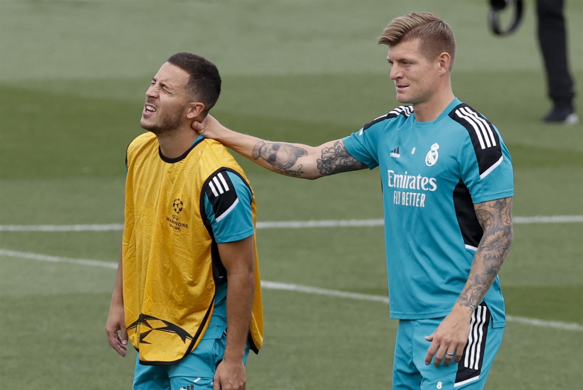 Kroos takes dig at player who "let his career die" at Madrid