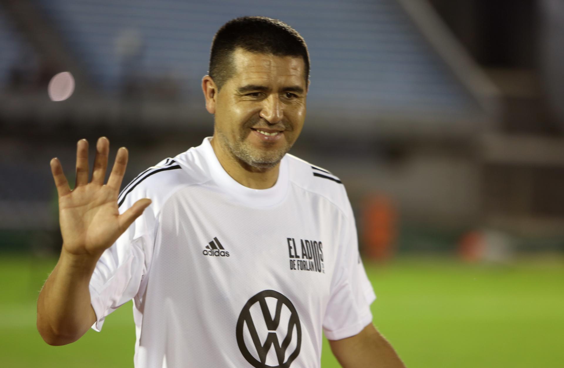 Messi to take part in Riquelme tribute match