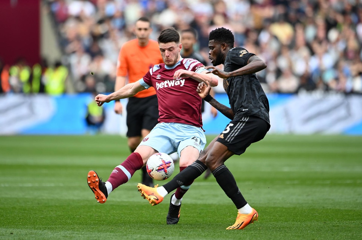 West Ham reject Arsenal's second, £90m bid for Rice