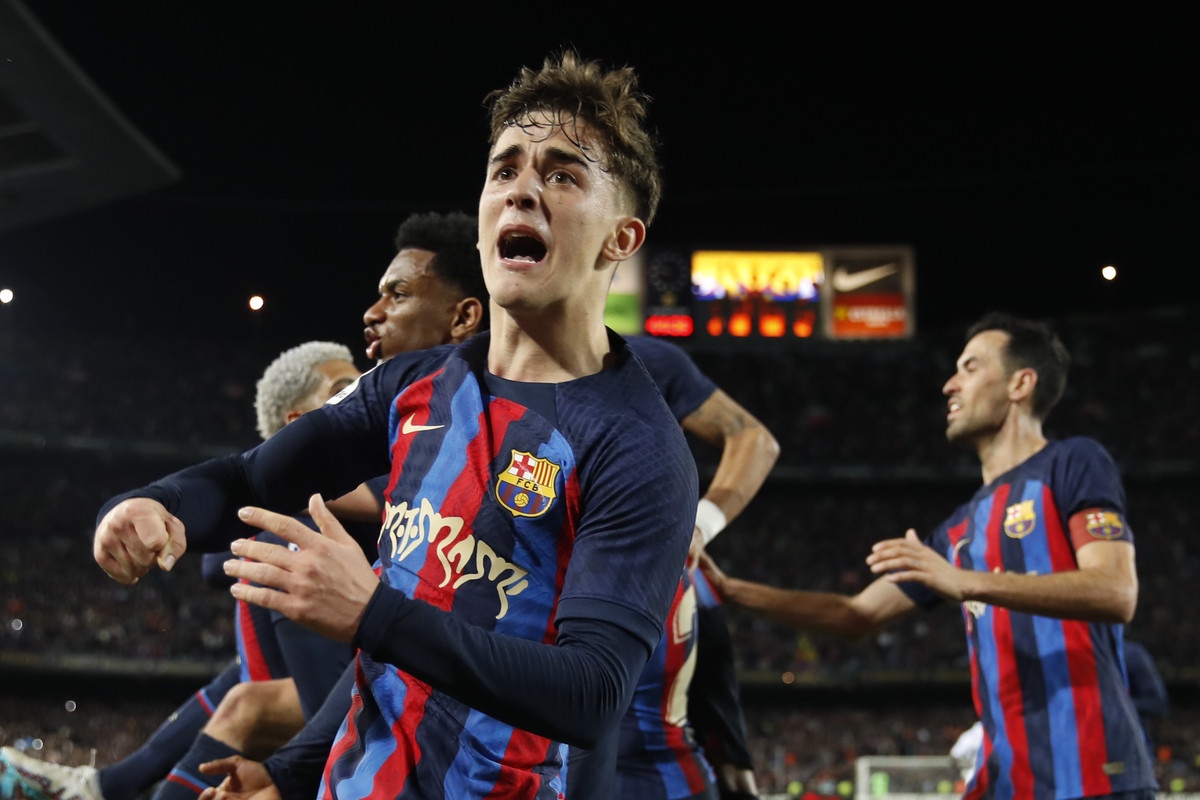 Gavi finally registered with Barca 1st team, release clause €1bn