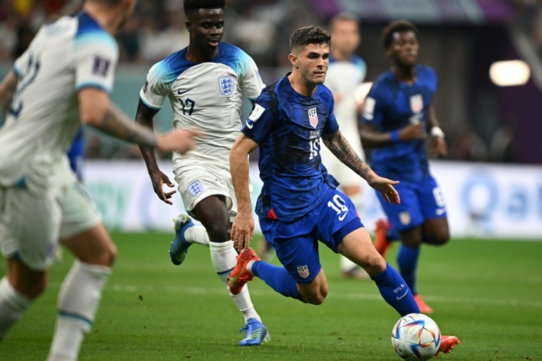 AC Milan & Lyon battle for Chelsea's Pulisic