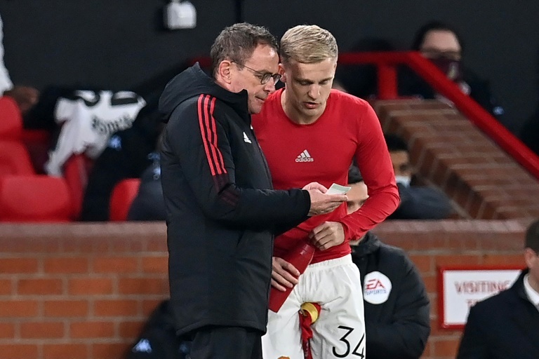 Man Utd's Van de Beek: "For now it's hard to say where my future is"