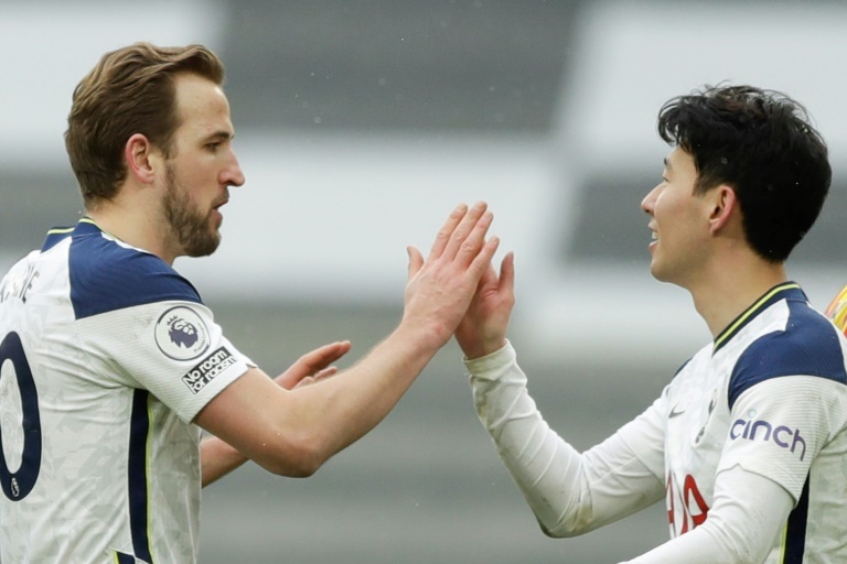 Harry loves being at Tottenham, says Son