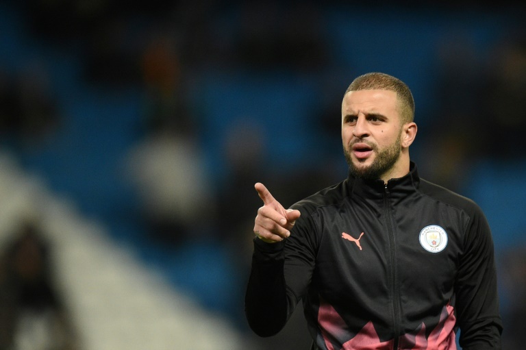 Man City "will fight" to keep Walker from going to Bayern