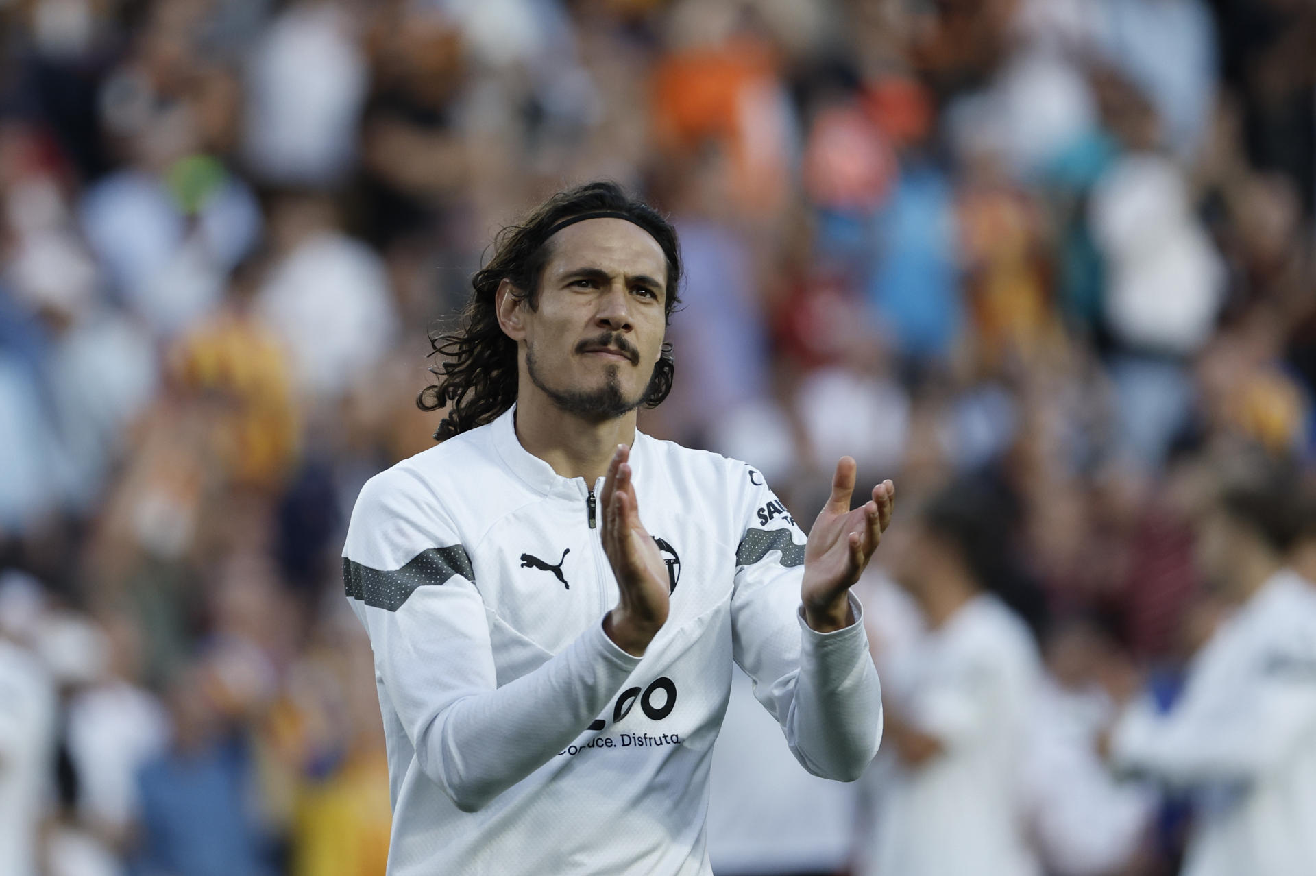 OFFICIAL: Cavani and Valencia part ways