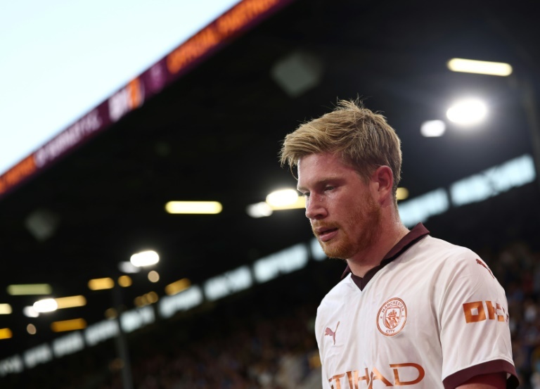 Kevin De Bruyne set for scan after injury in Man City opener