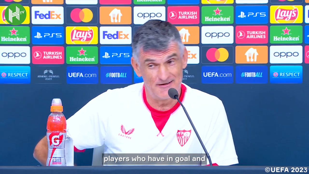 Sevilla coach: "City's absentees? They have spent €500m on their goalkeeper and defence"