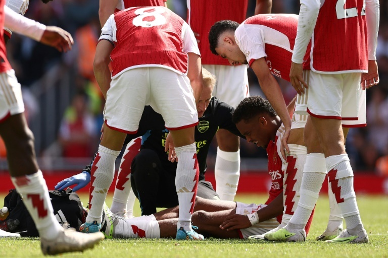 Timber's injury a 'huge blow' for Arsenal, says Arteta