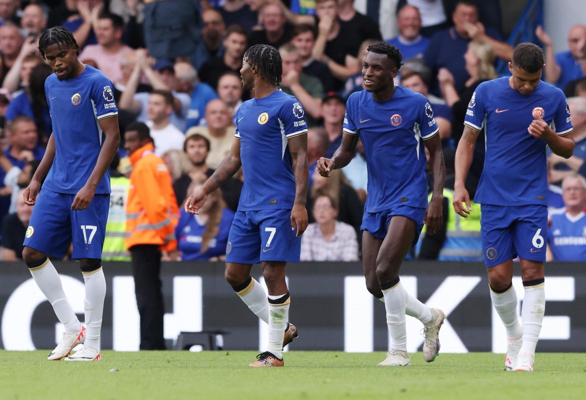 Chelsea take first win at home against minnows Luton