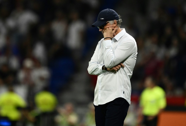 Laurent Blanc axed by struggling Olympique Lyon: source