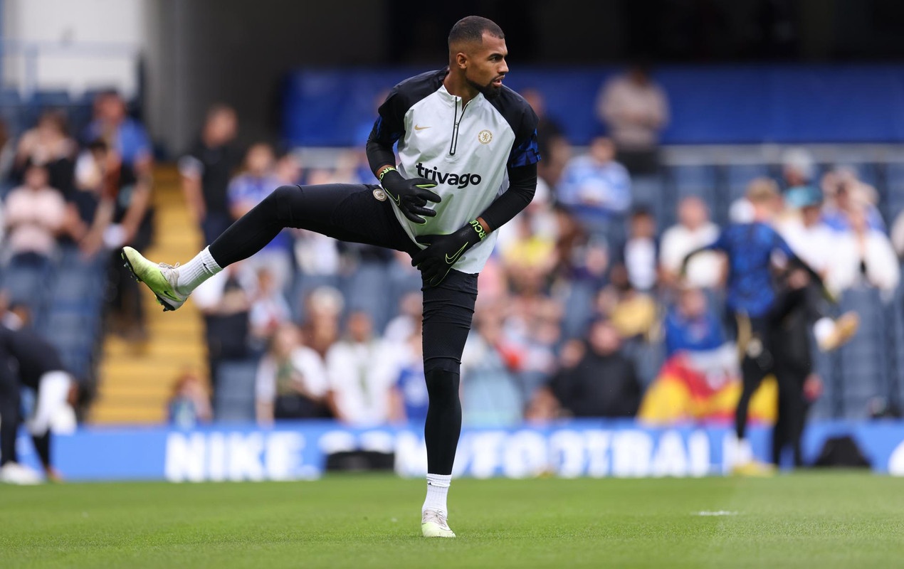 Chelsea goalie Sanchez: "Pochettino has great faith in me"