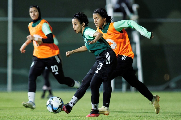 Women's football seeks its share of Saudi football boom