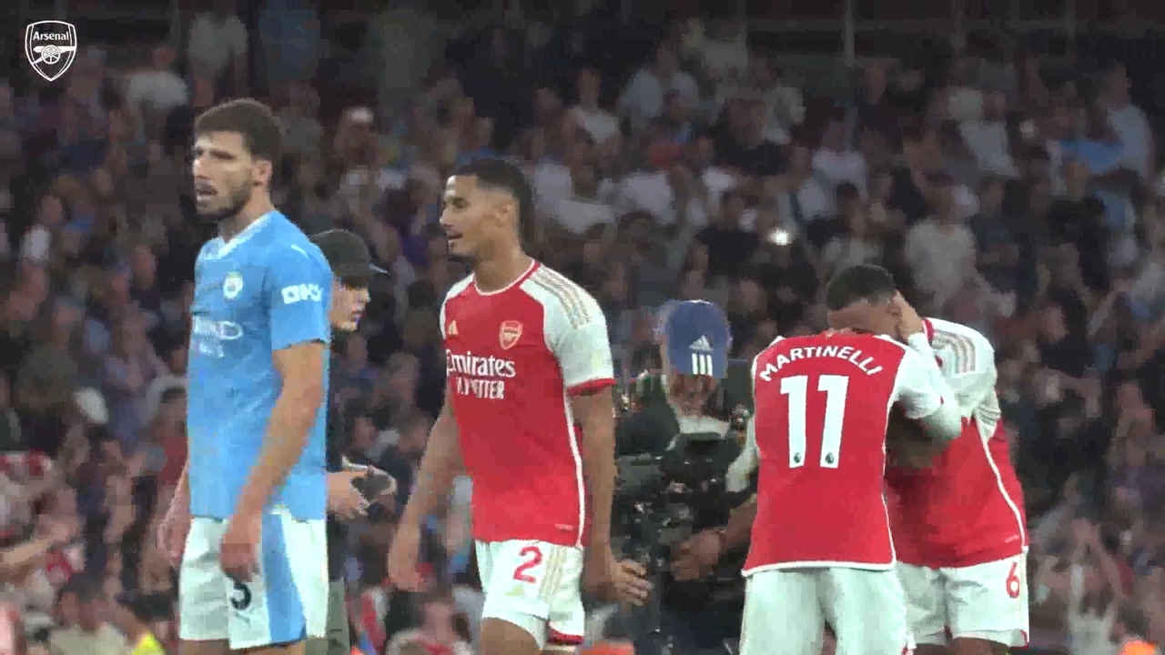 VIDEO: Martinelli celebrates after final whistle against Man City