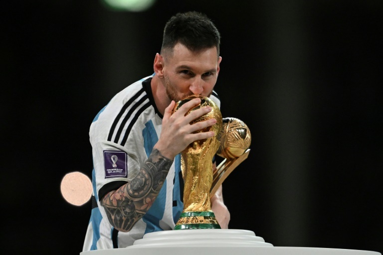 Messi set to win his eighth Ballon d'Or: 'Sport'