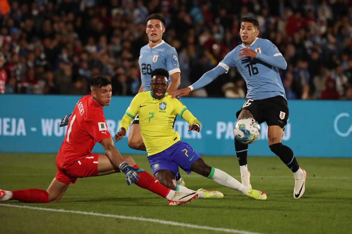 Vinicius thinks he still has a lot to improve with Brazil