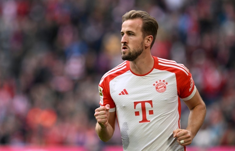 Kane scores hat-trick as Bayern thrash Darmstadt on Neuer's return