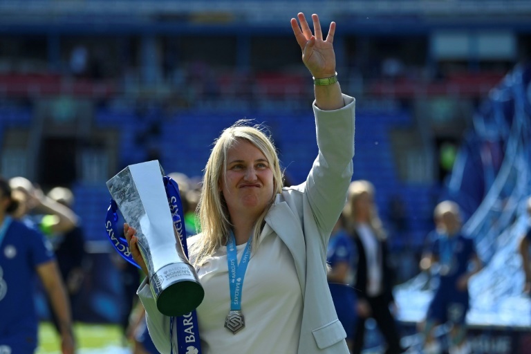 Hayes to quit as Chelsea Women's coach at end of season