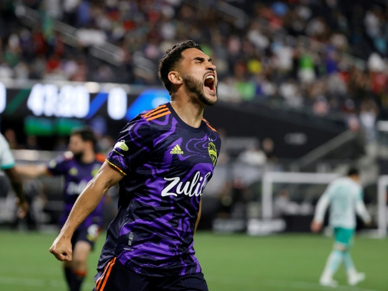 Pressure on experienced Sounders in 'Game Three' match with Dallas