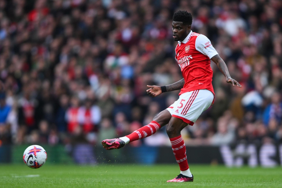 Juventus have met with Arsenal midfielder Thomas Partey