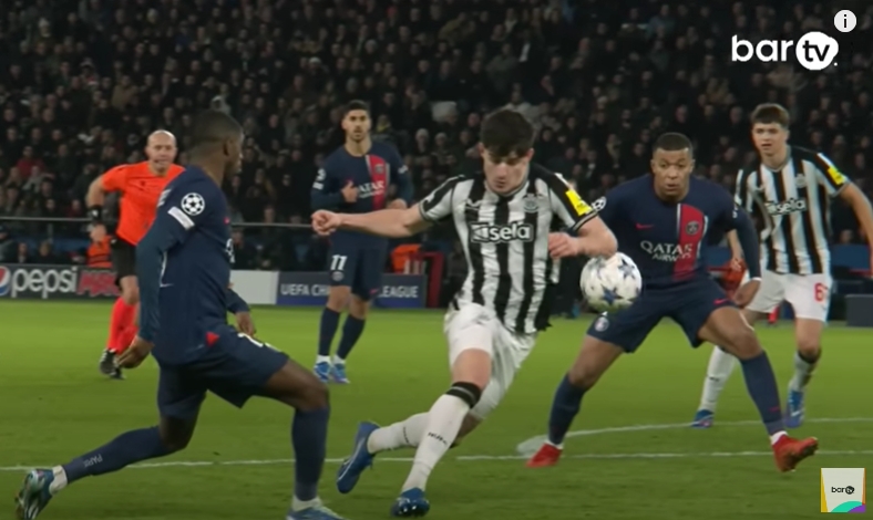 Should the last-gasp penalty that saved PSG have been awarded?