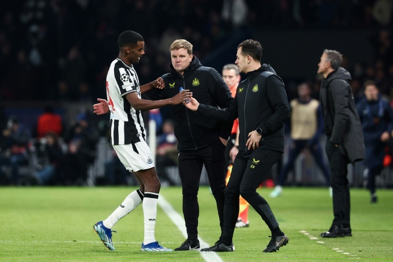 Newcastle manager Howe rues penalty decision in PSG Champions League draw