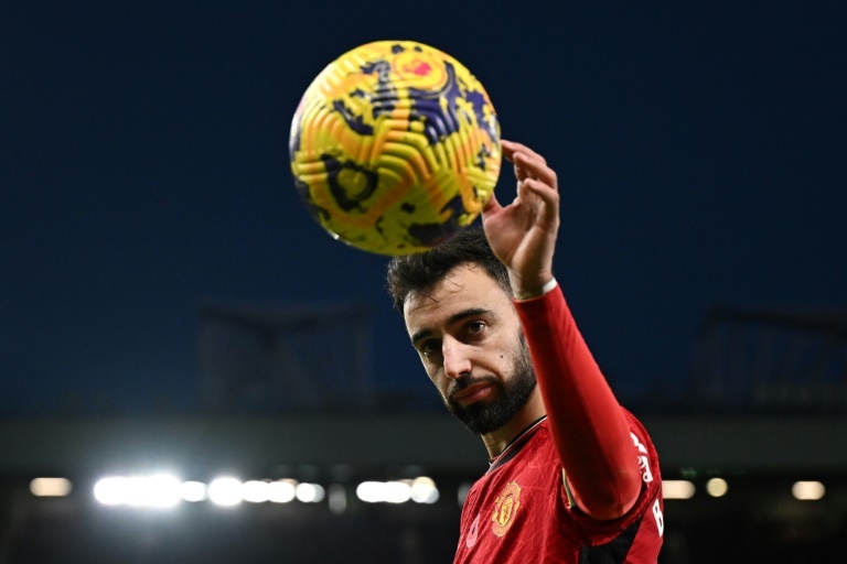 Man Utd captain Bruno Fernandes urged the team to be self-critical