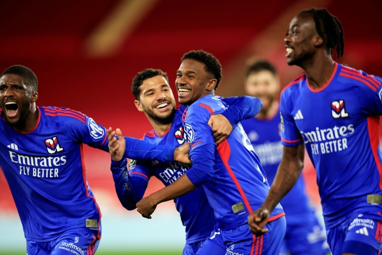 Lyon grab late winner at Monaco to move from bottom of the table
