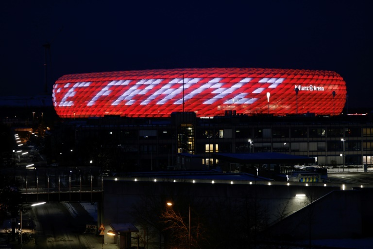 'Danke Franz': Germany lights a candle for football icon Beckenbauer