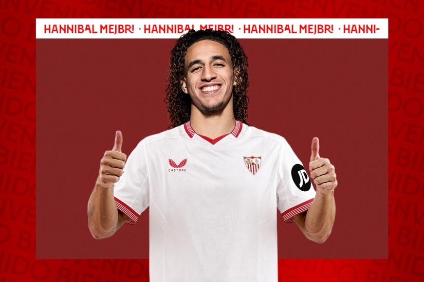 OFFICIAL: Hannibal leaves Man Utd for Sevilla on loan