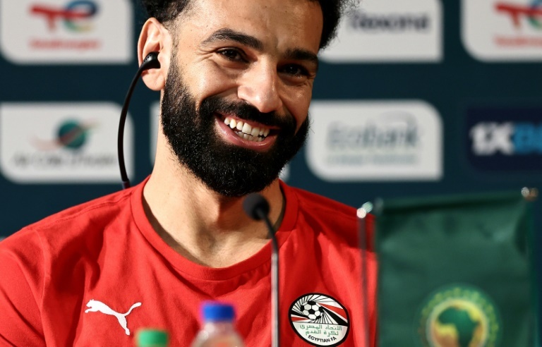 Injured Salah pledges 'love' for Egypt in swipe at critics